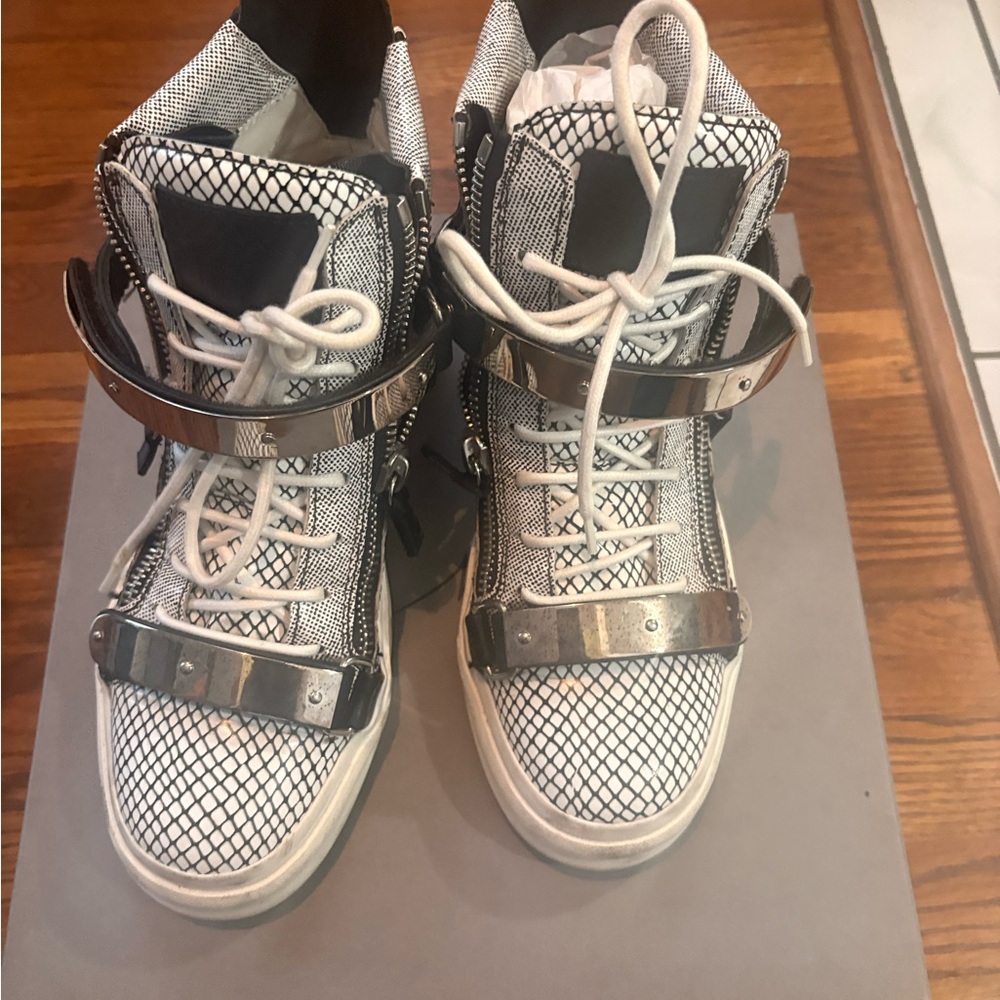 Giuseppe Sneakers